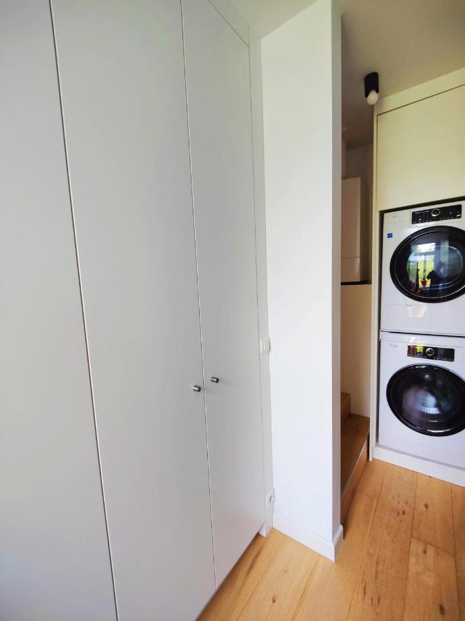 Traditional Chic, High Ceilings' Apt Aircos And Garage Antwerp Exterior photo